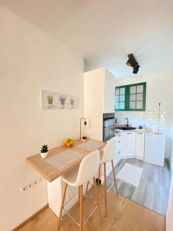 Modern Studio Apartment In The Old Town ซาราเยโว ภายนอก รูปภาพ