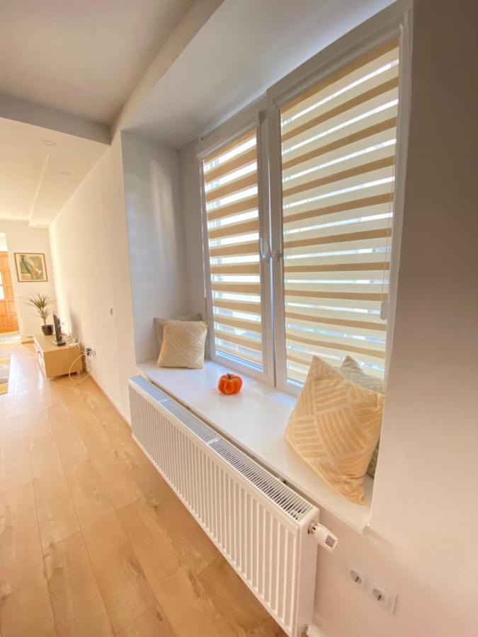 Modern Studio Apartment In The Old Town ซาราเยโว ภายนอก รูปภาพ